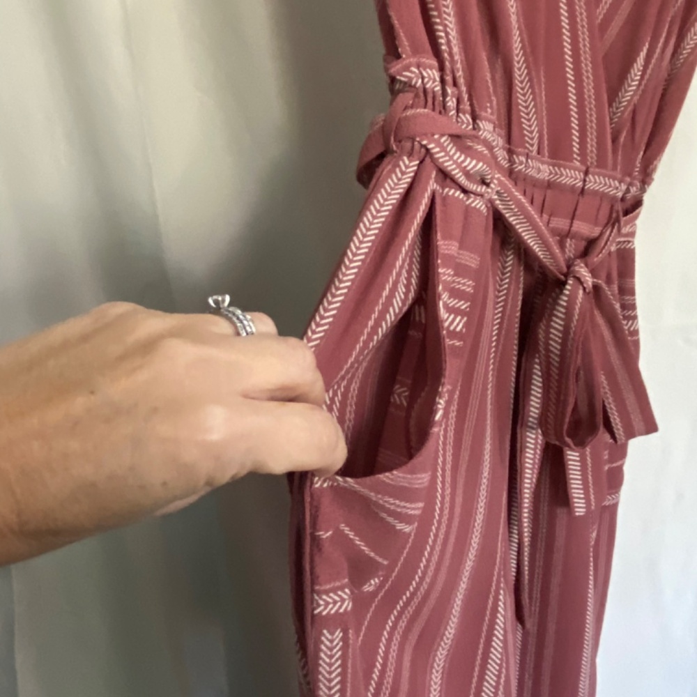 NWOT Monteau Mauve and Ivory Spring jumper/romper. Size S - Picture 5 of 5